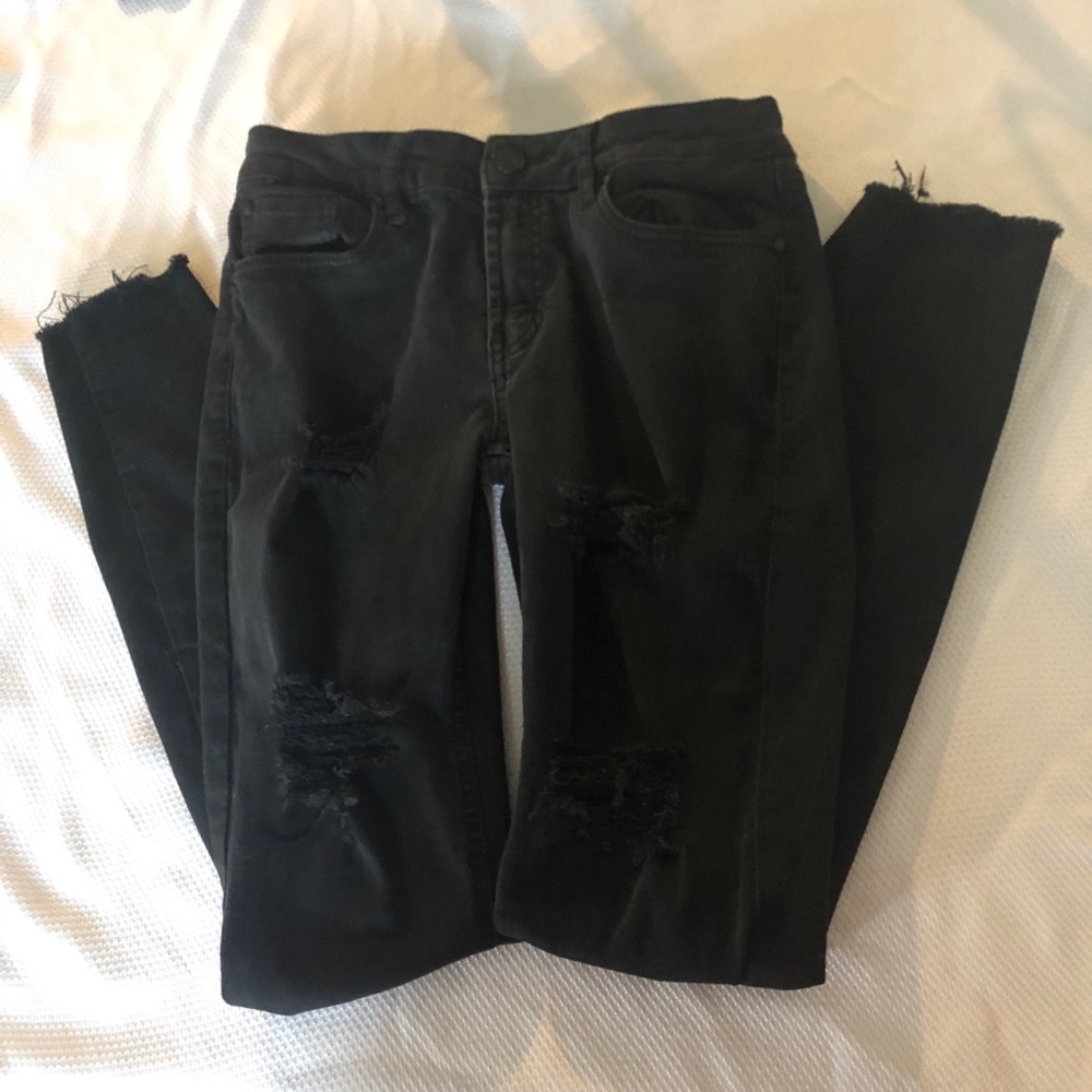 Black Ripped Skinny Jeans